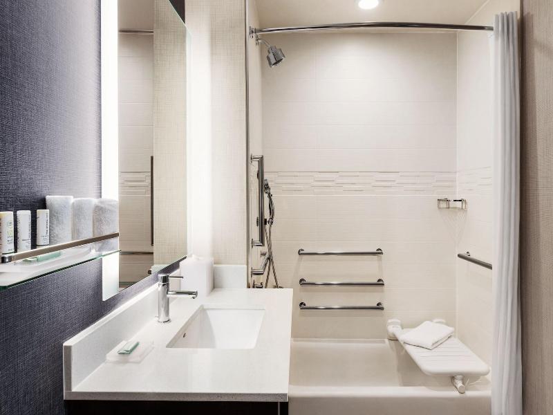 Residence Inn By Marriott New York Jfk Airport image