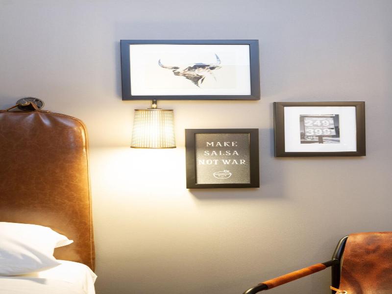 Moxy Austin - University image