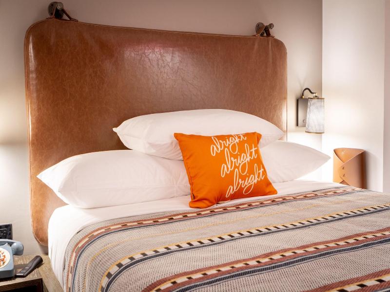 Moxy Austin - University image
