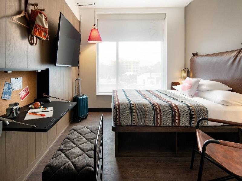 Moxy Austin - University image