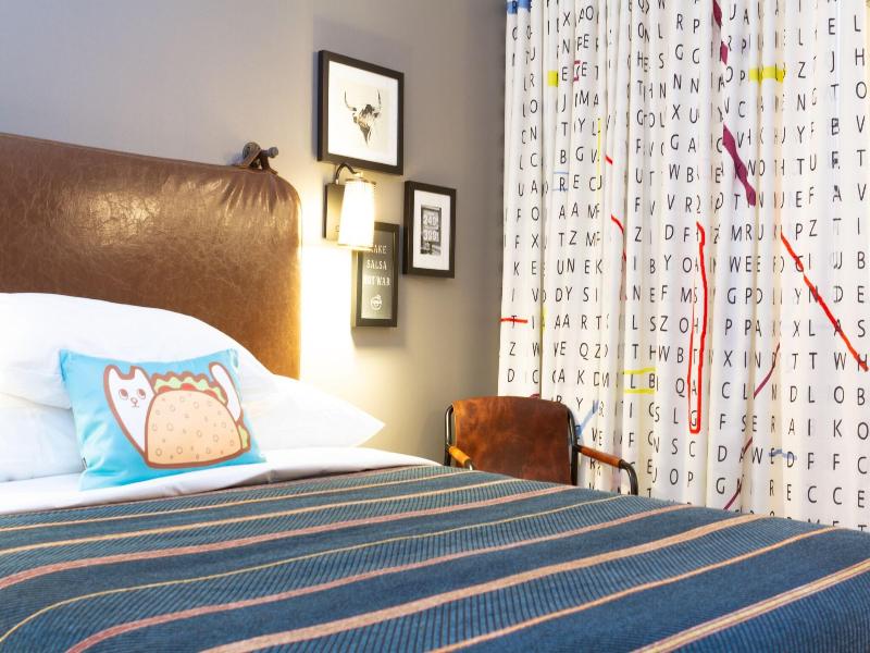 Moxy Austin - University image
