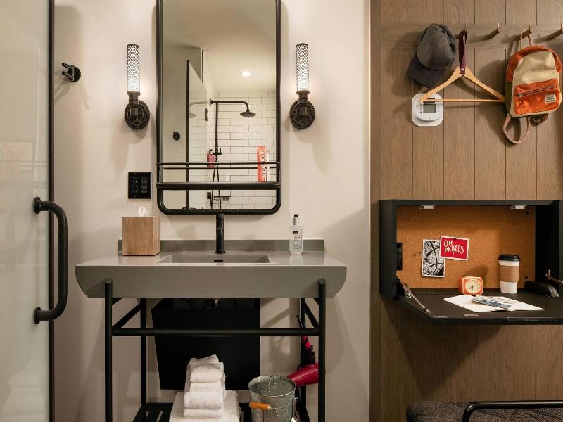 Moxy Austin - University image