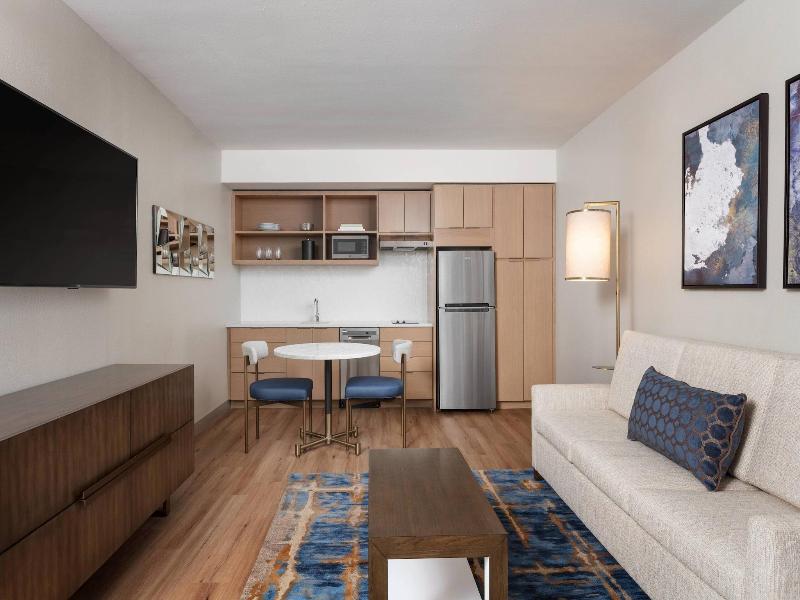 Delta Hotels by Marriott Virginia Beach Waterfront image