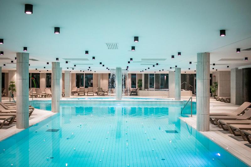 Ambient Hotel & Aromaspa Sikonda image