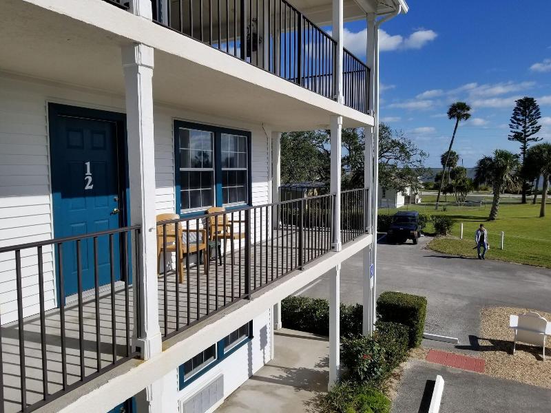 Davis House Inn image