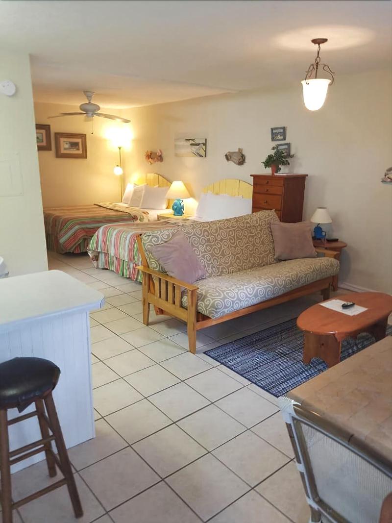 Davis House Inn image