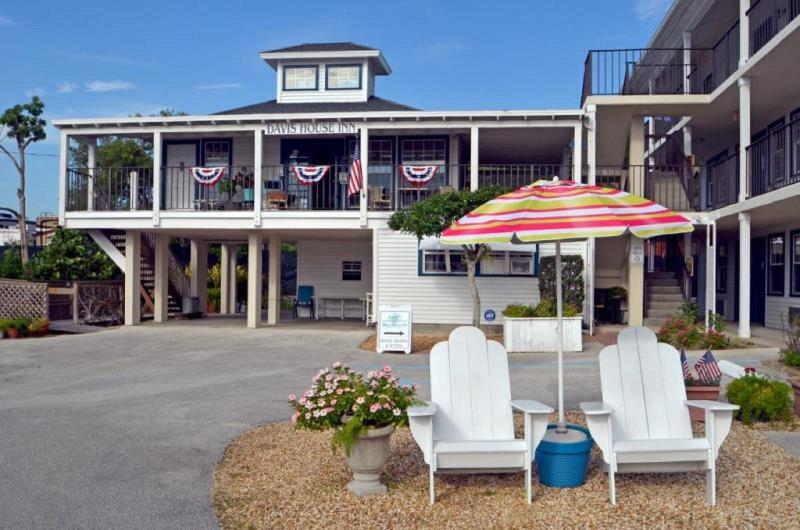 Davis House Inn image