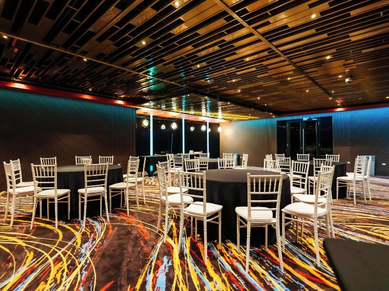 Aloft Ponce image