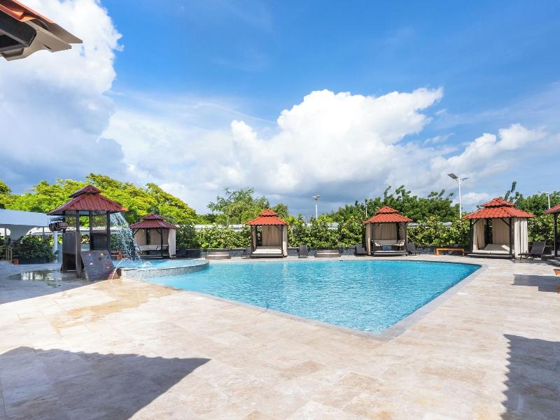 Aloft Ponce image
