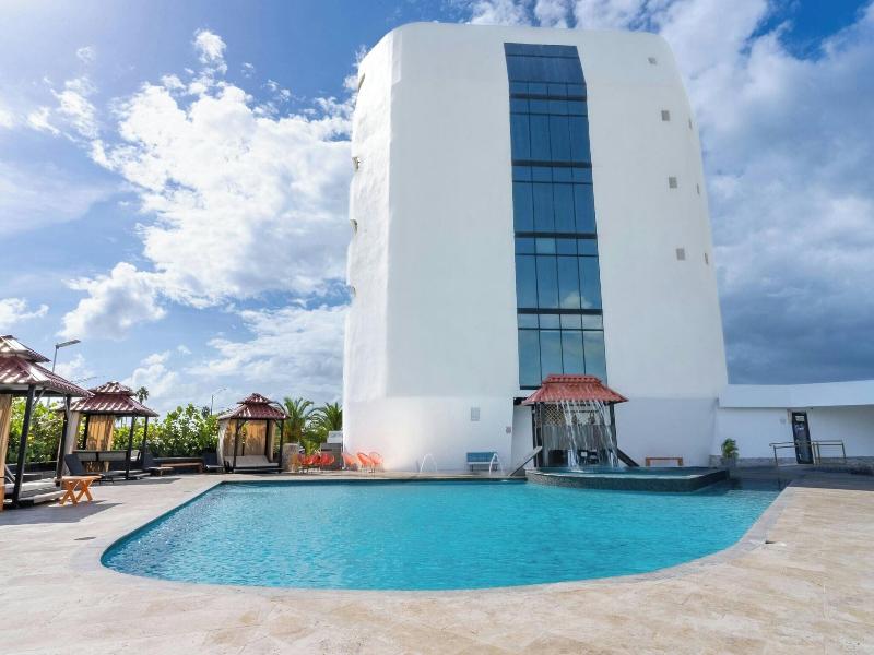 Aloft Ponce image