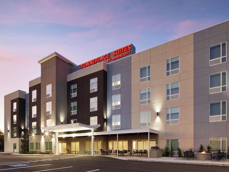 TownePlace Suites by Marriott Tampa East/I-4 image
