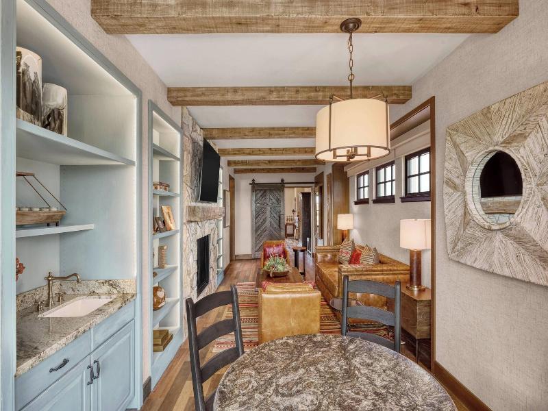 Hotel Drover, Autograph Collection image