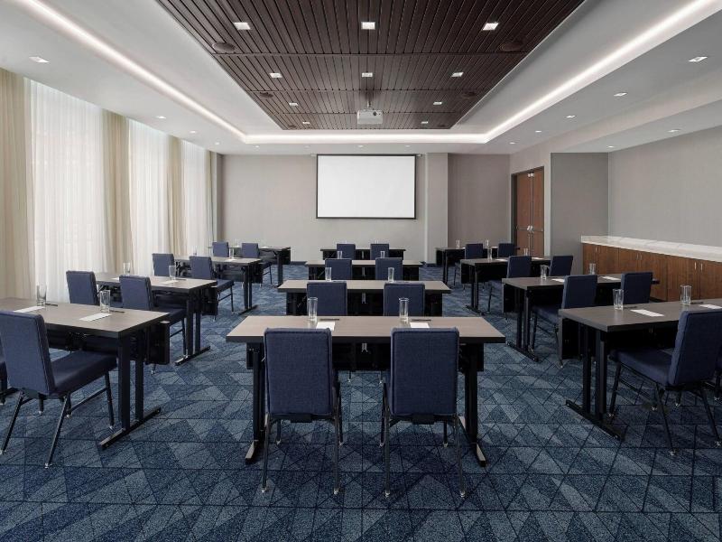 Courtyard by Marriott Houston I-10 West/Memorial image
