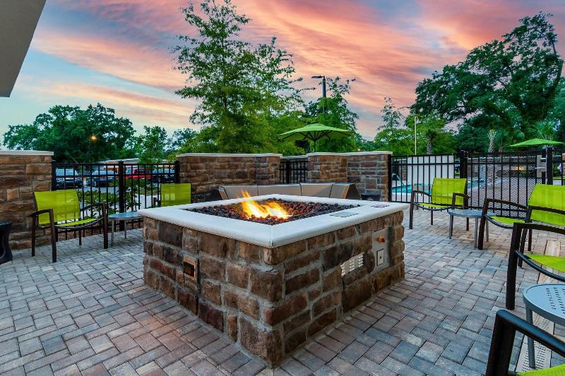 SpringHill Suites by Marriott Charleston Airport & image