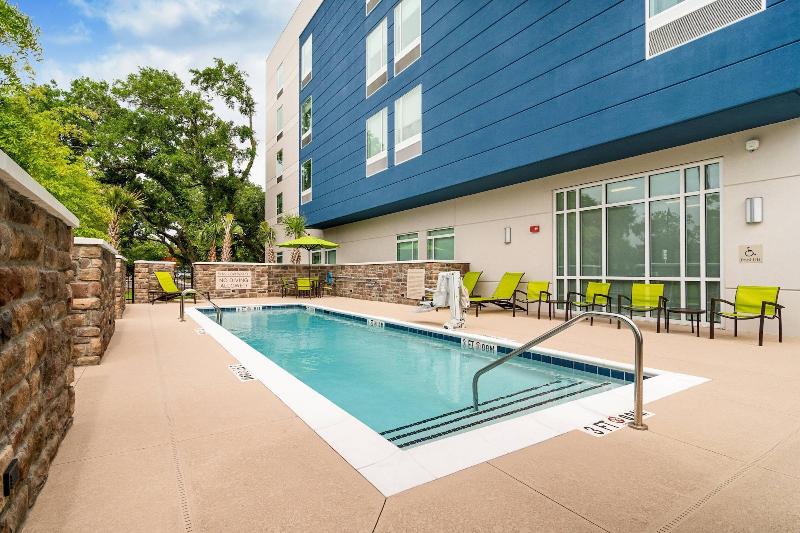 SpringHill Suites by Marriott Charleston Airport & image