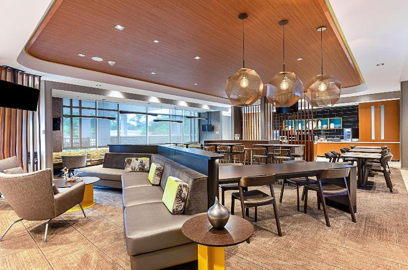 SpringHill Suites by Marriott Charleston Airport & image