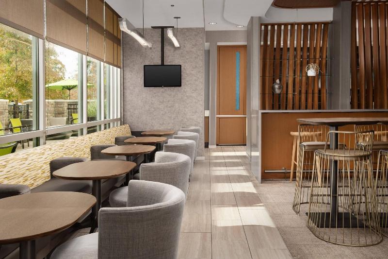 SpringHill Suites by Marriott Charleston Airport & image