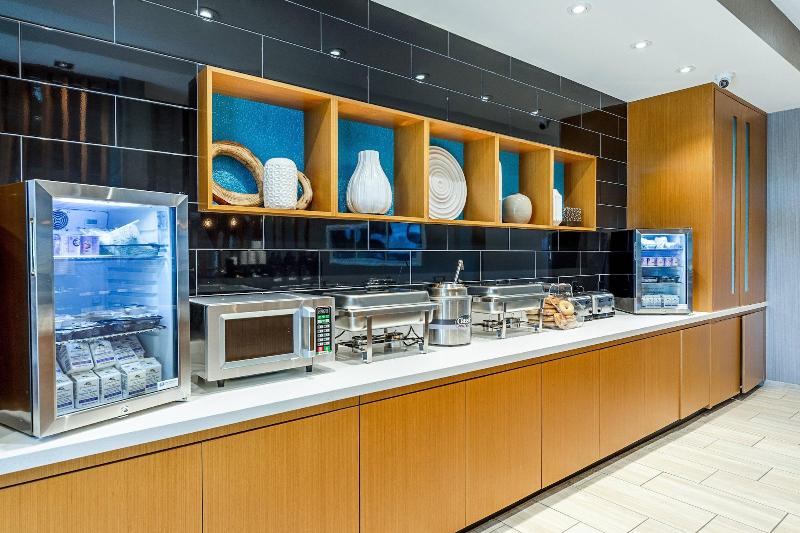 SpringHill Suites by Marriott Charleston Airport & image