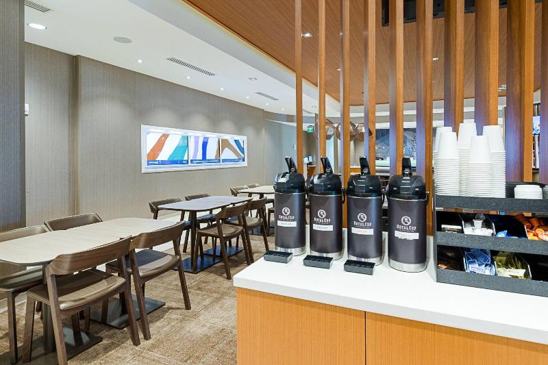 SpringHill Suites by Marriott Charleston Airport & image