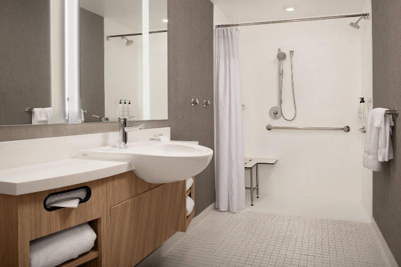 SpringHill Suites by Marriott Charleston Airport & image