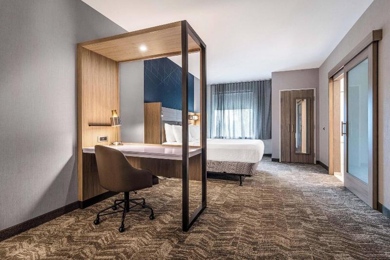 SpringHill Suites by Marriott Charleston Airport & image