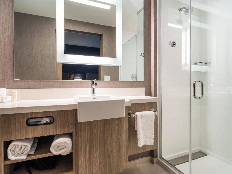 SpringHill Suites by Marriott Charleston Airport & image