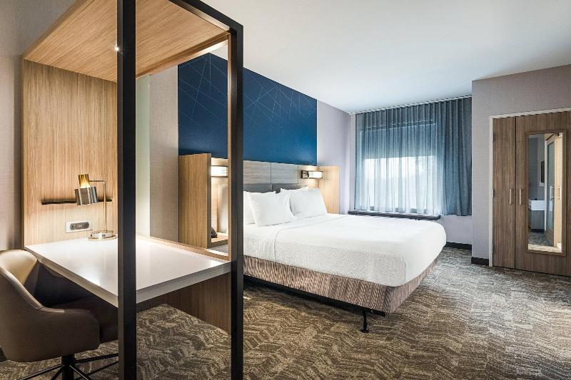 SpringHill Suites by Marriott Charleston Airport & image