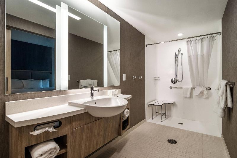 SpringHill Suites by Marriott Charleston Airport & image