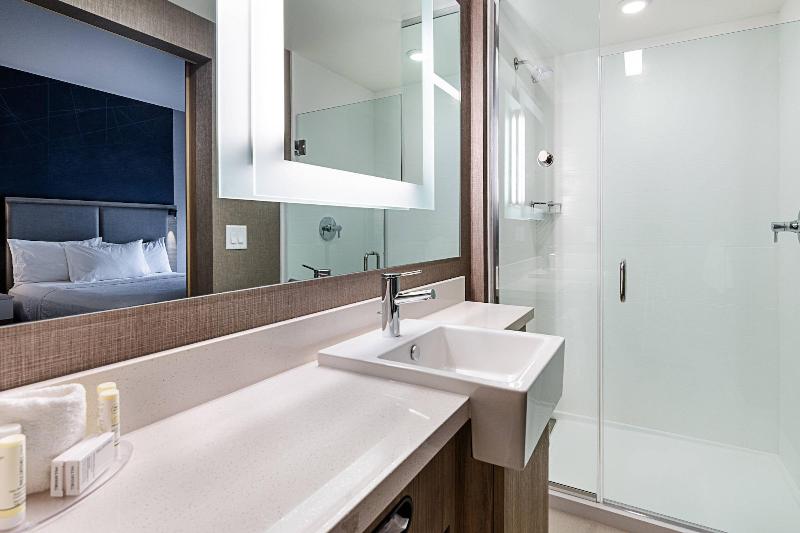 SpringHill Suites by Marriott Charleston Airport & image