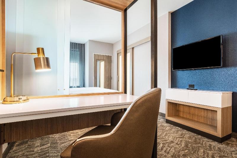 SpringHill Suites by Marriott Charleston Airport & image