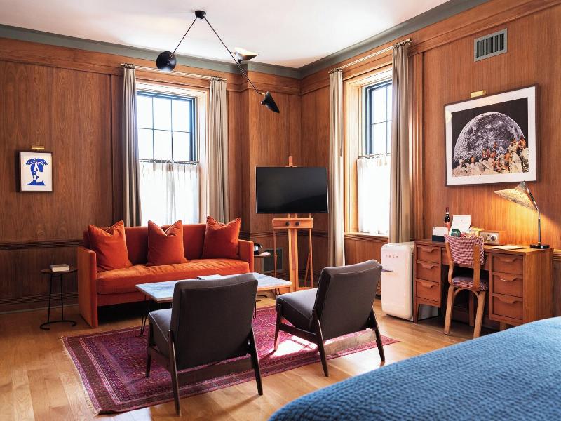 Hotel Kinsley image