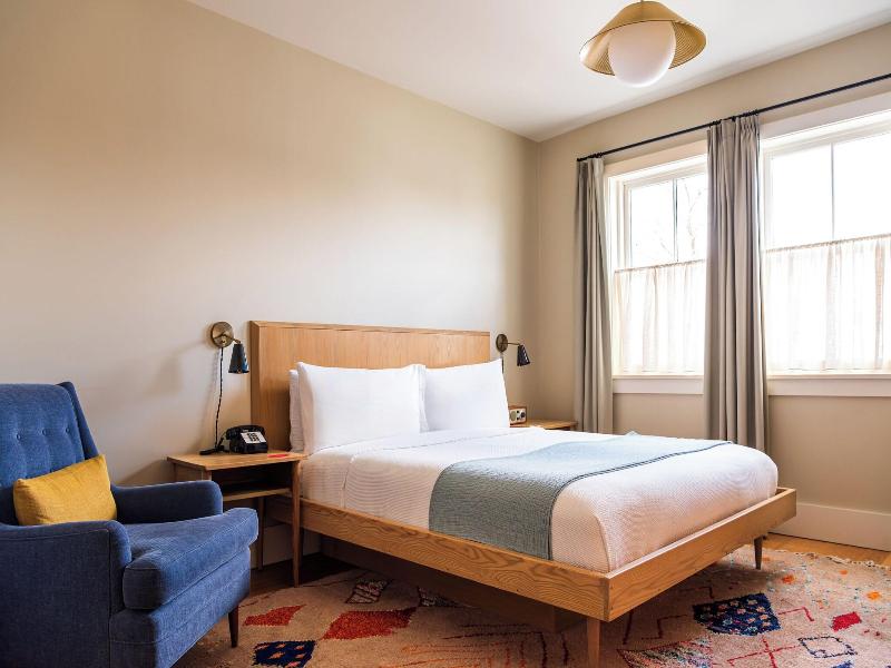 Hotel Kinsley image