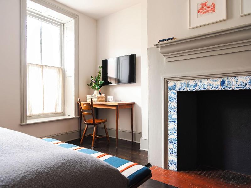 Hotel Kinsley image