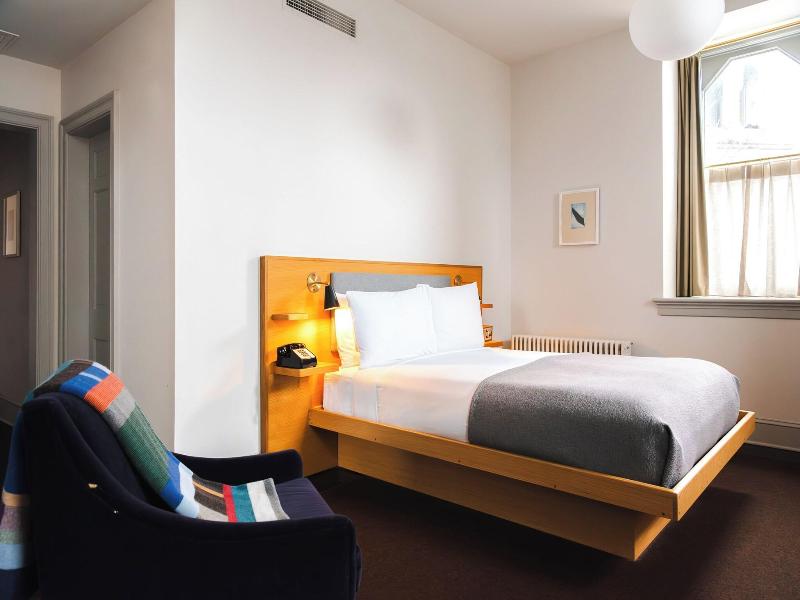 Hotel Kinsley image