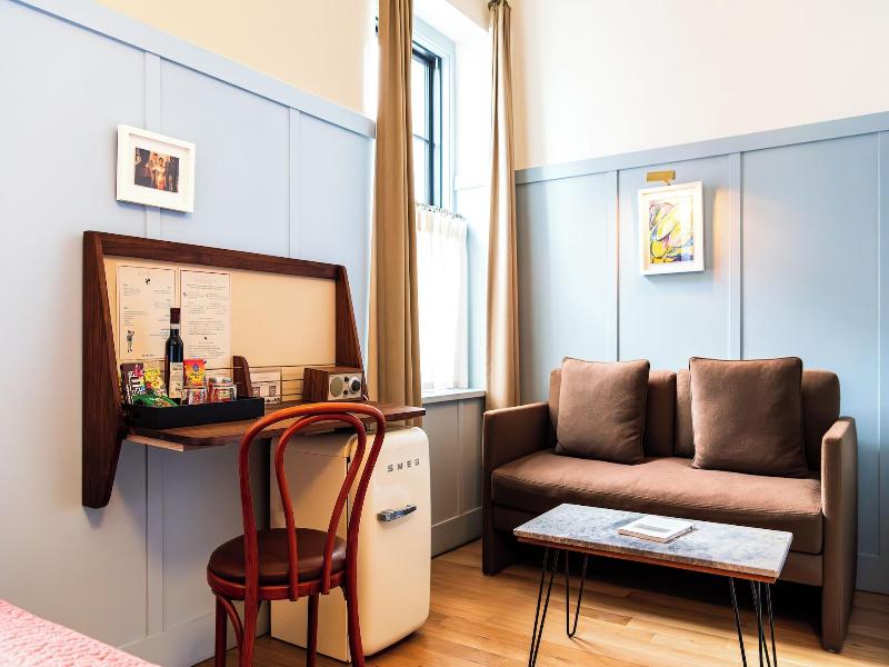 Hotel Kinsley image