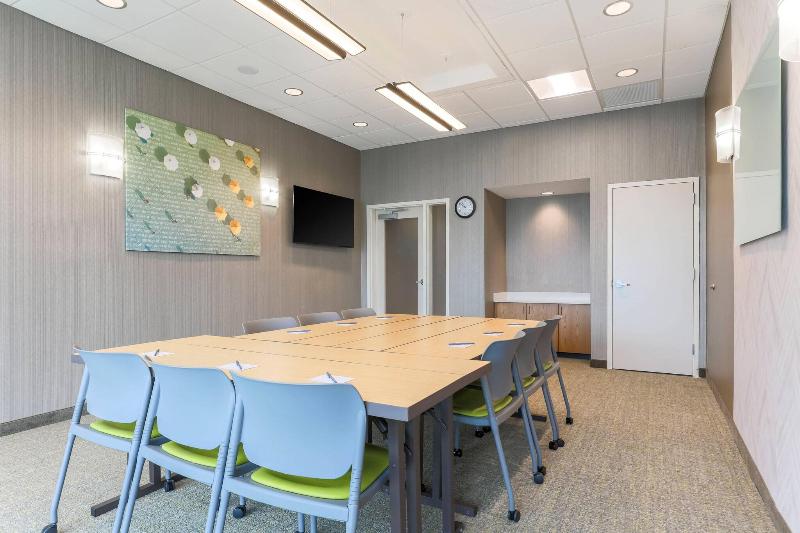 Springhill Suites By Marriott Tallahassee North image