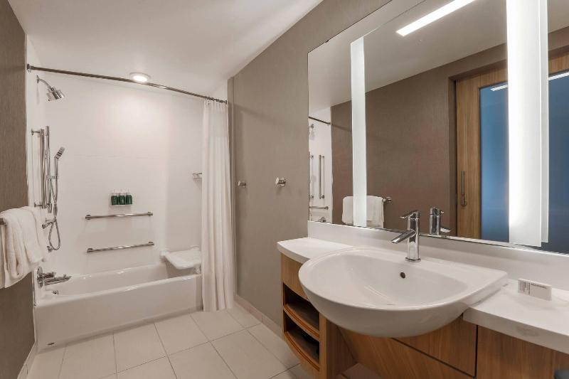 Springhill Suites By Marriott Tallahassee North image