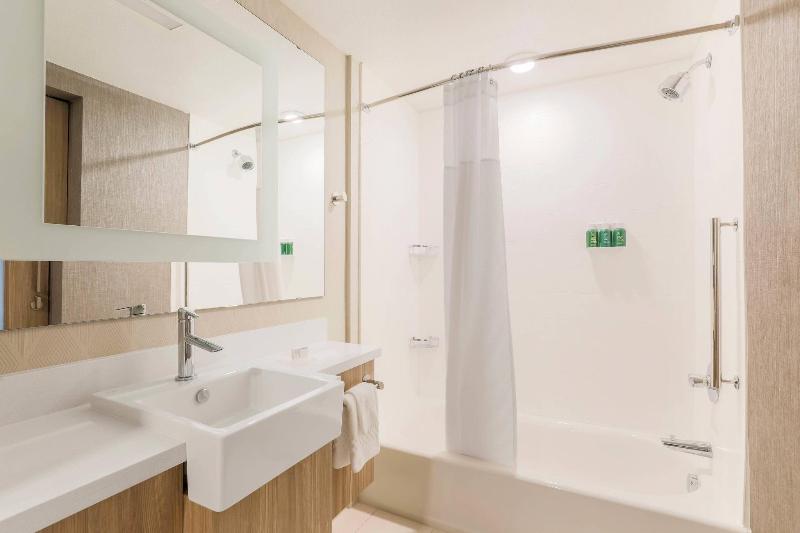 Springhill Suites By Marriott Tallahassee North image