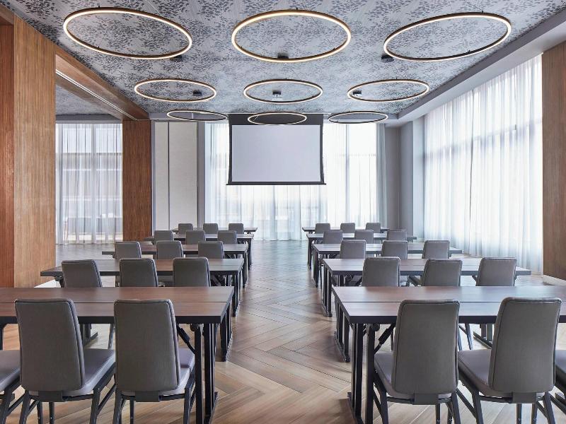 Ac Hotel By Marriott Greenville image