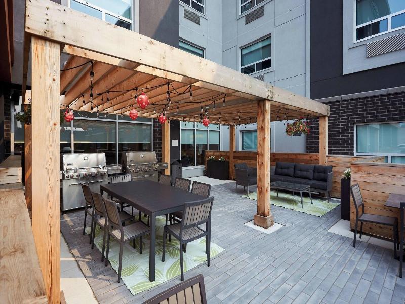 Towneplace Suites By Marriott Hamilton — photo 63