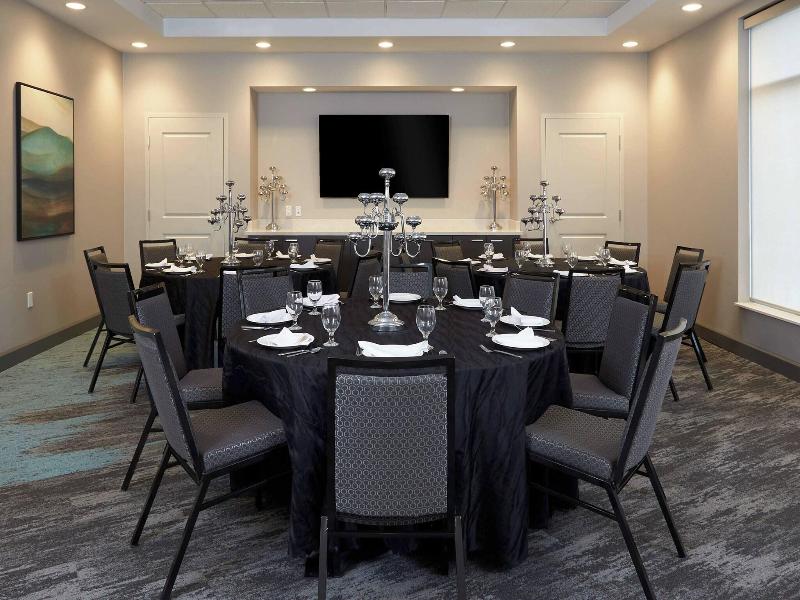 Towneplace Suites By Marriott Hamilton — photo 117