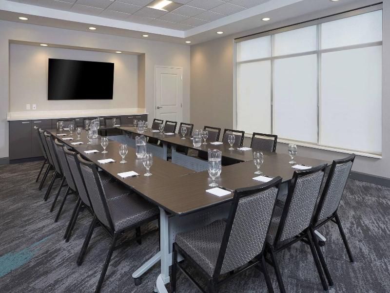 Towneplace Suites By Marriott Hamilton — photo 116