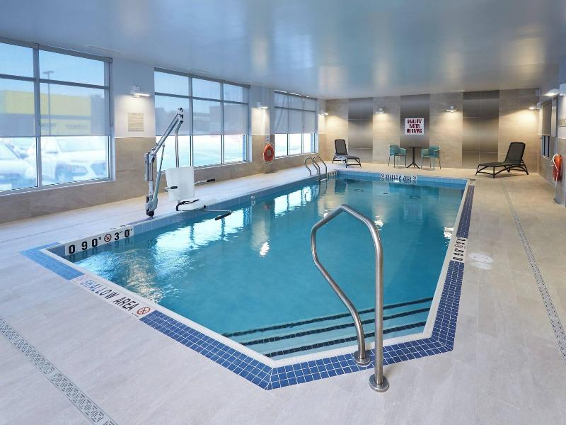 Towneplace Suites By Marriott Hamilton — photo 37