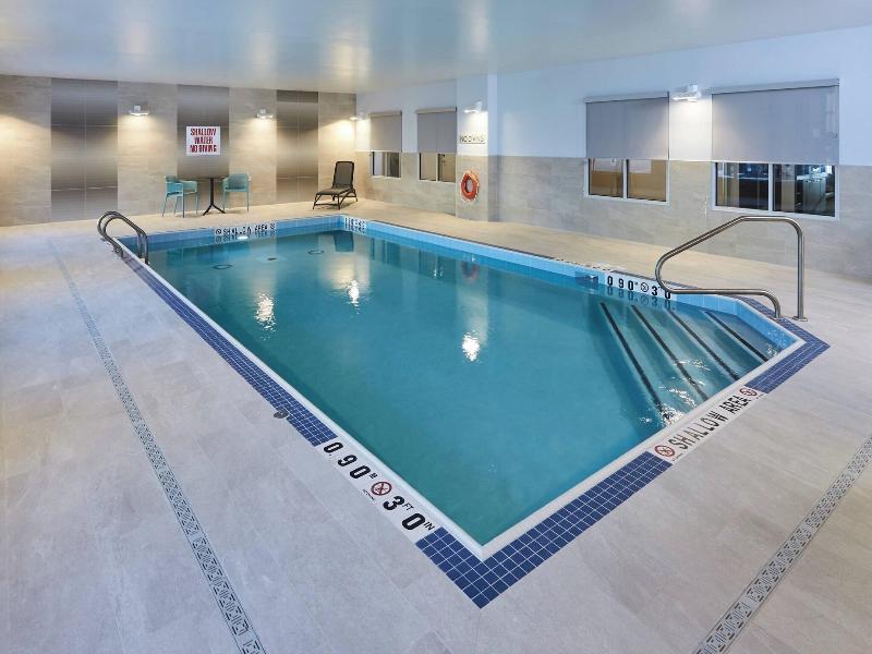 Towneplace Suites By Marriott Hamilton — photo 34