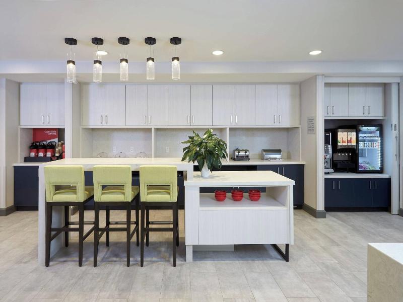 Towneplace Suites By Marriott Hamilton — photo 92