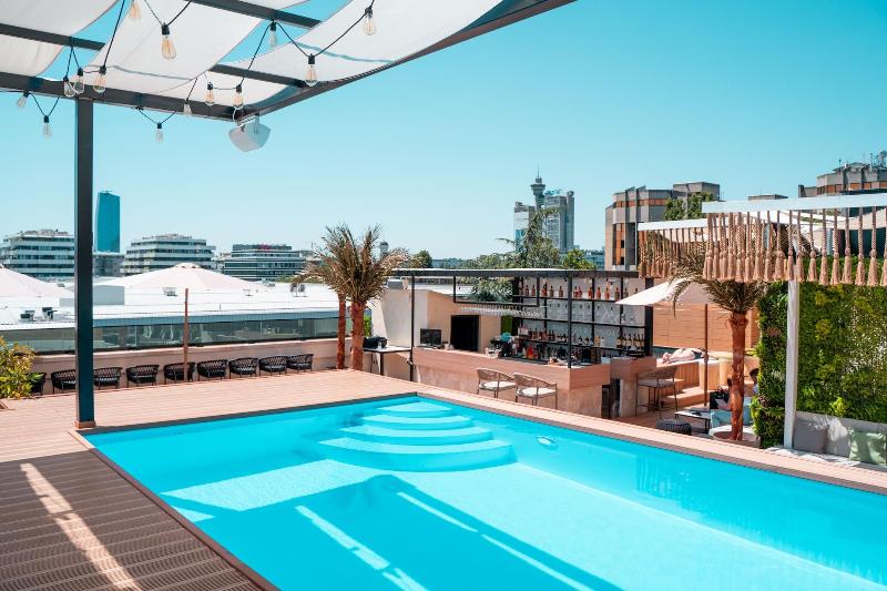 Avangarda Suites image
