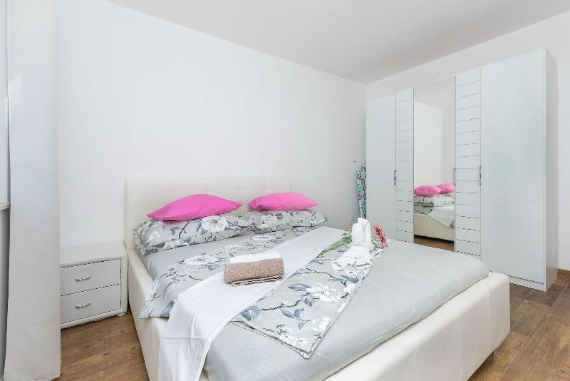Apartments Lorenzo image