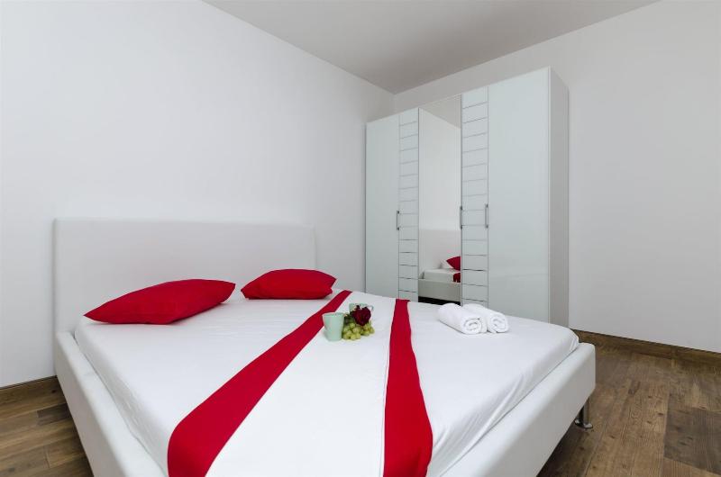 Apartments Lorenzo image