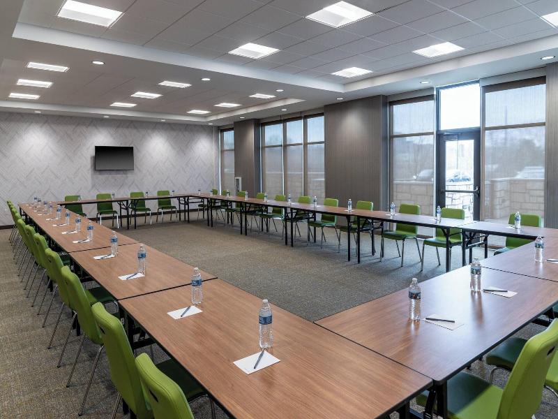 Springhill Suites By Marriott Overland Park Leawoo