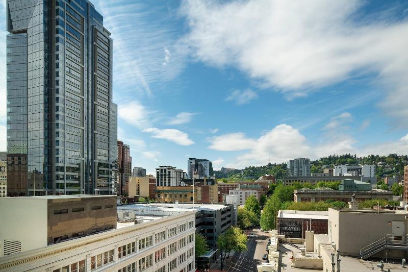 Moxy Portland Downtown image